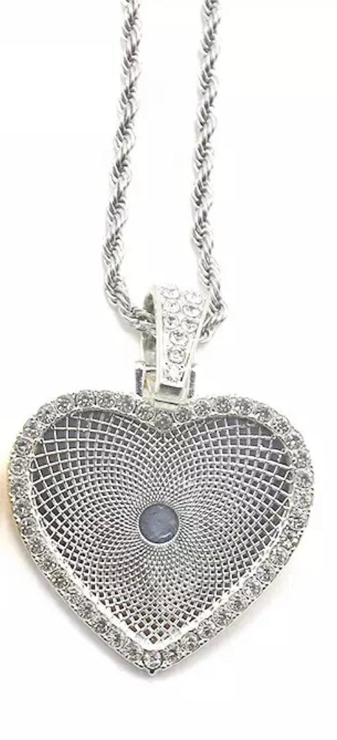  VILLCASE 24 Sets sublimation necklace materials heart pendant  trays heart bezels blank bezel trays sublimation necklace blank with chain